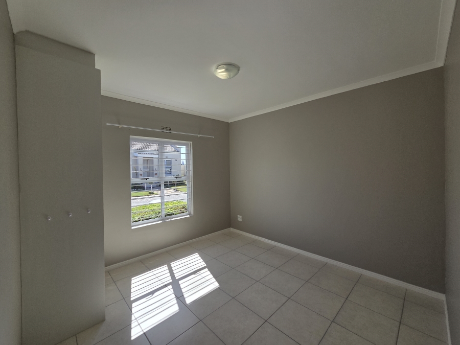 To Let 2 Bedroom Property for Rent in Olifantskop Western Cape